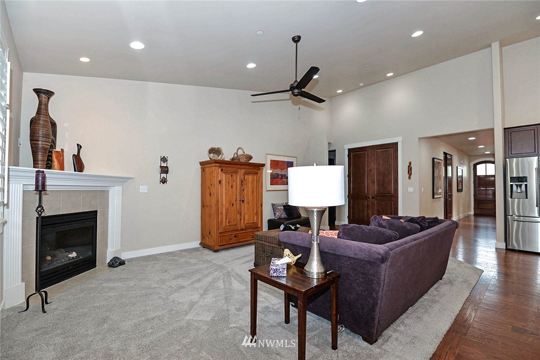 26 233rd Place Southeast Bothell, WA 98021 - Photo 6 of 23
