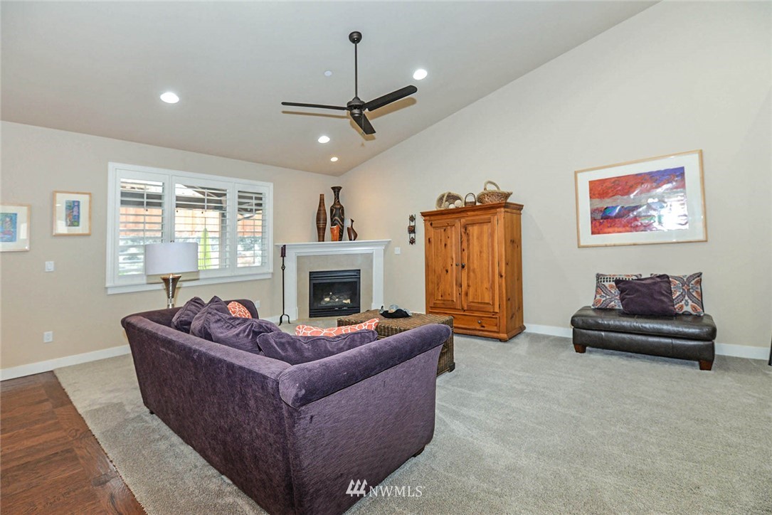 26 233rd Place Southeast Bothell, WA 98021 - Photo 7 of 23