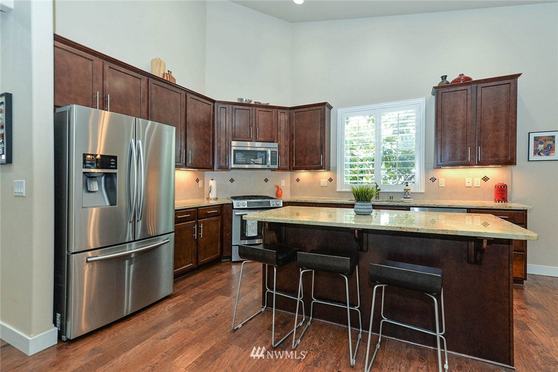26 233rd Place Southeast Bothell, WA 98021 - Photo 9 of 23