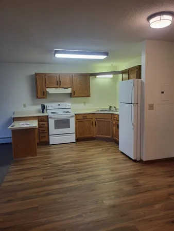 $1,250 | 609 Main Street South, Unit 7, Renville, MN 56284