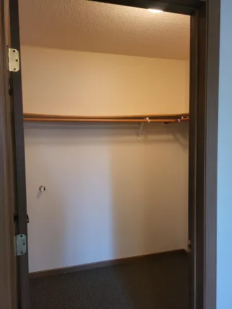 $1,250 | 609 Main Street South, Unit 7, Renville, MN 56284