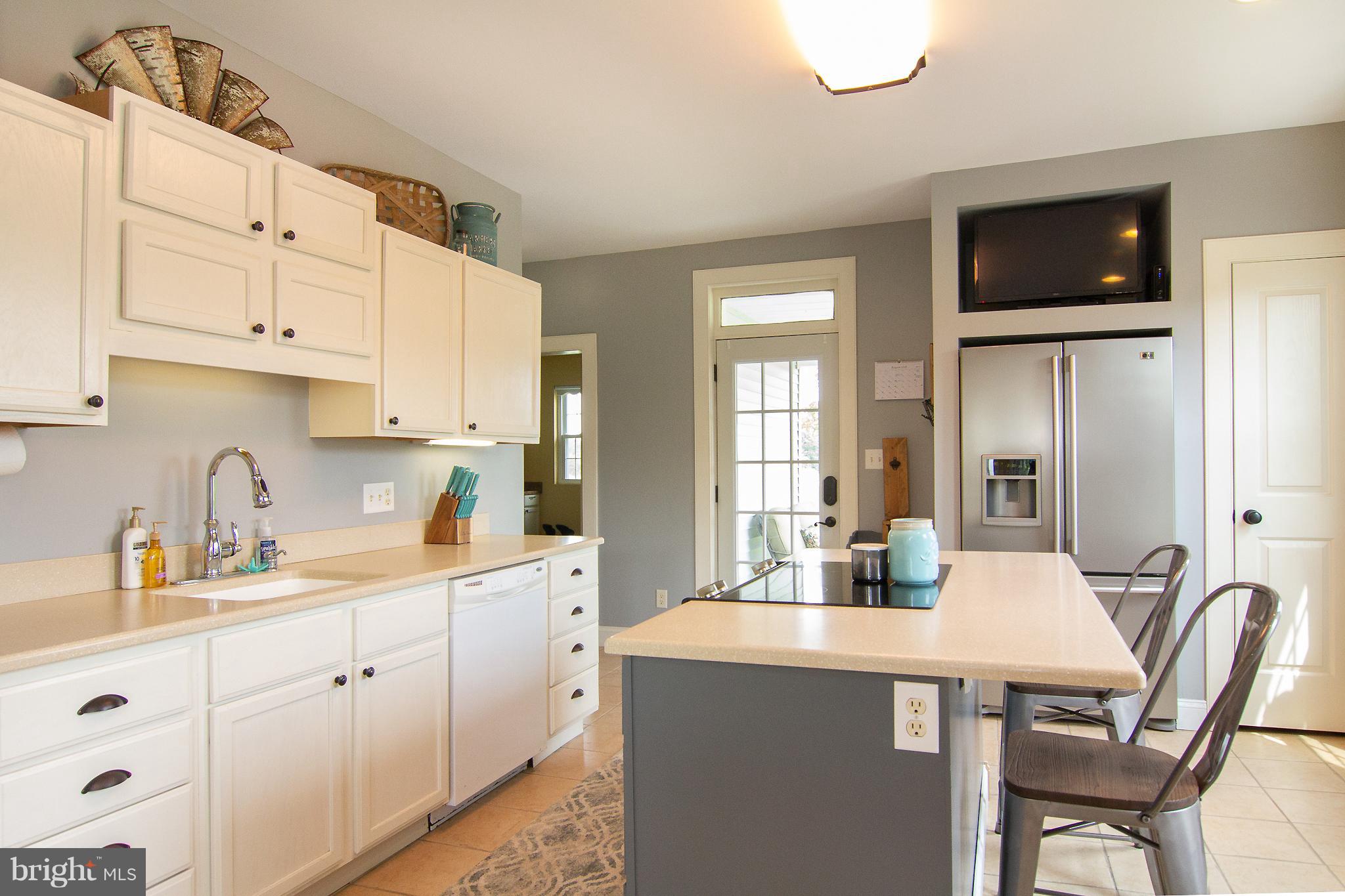 5125 Harney Road Taneytown, MD 21787 - Photo 9 of 30 Kitchen