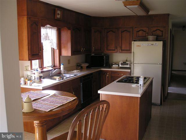 1225 Mt Airy Road Stevens, PA 17578 - Photo 6 of 11 Gallery Image 6