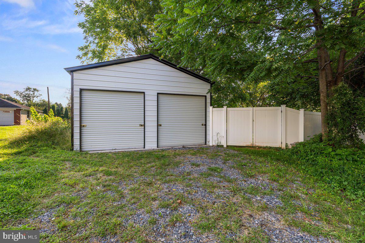 1006 Colebrook Road Lebanon, PA 17042 - Photo 41 of 45 Gallery Image 41