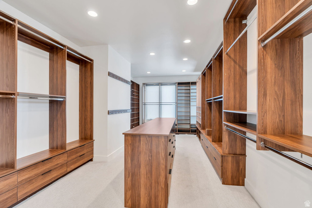 3918 South Mapleton Ests Drive Mapleton, UT 84664 - Photo 40 of 103 Walk in closet featuring light carpet