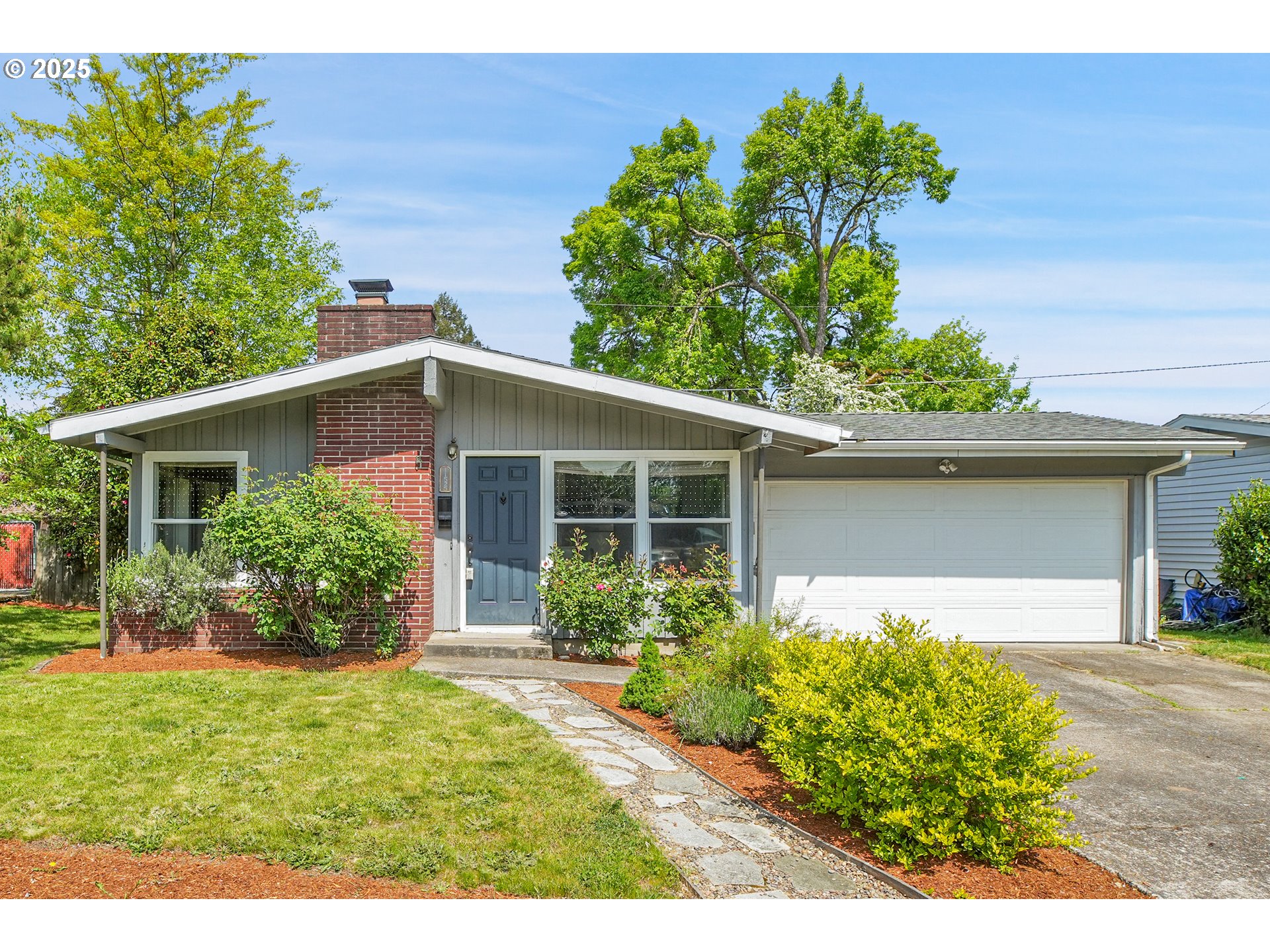 11525 Southwest 14th Street Beaverton, OR 97005 - Photo 1 of 40 Gallery Image 1