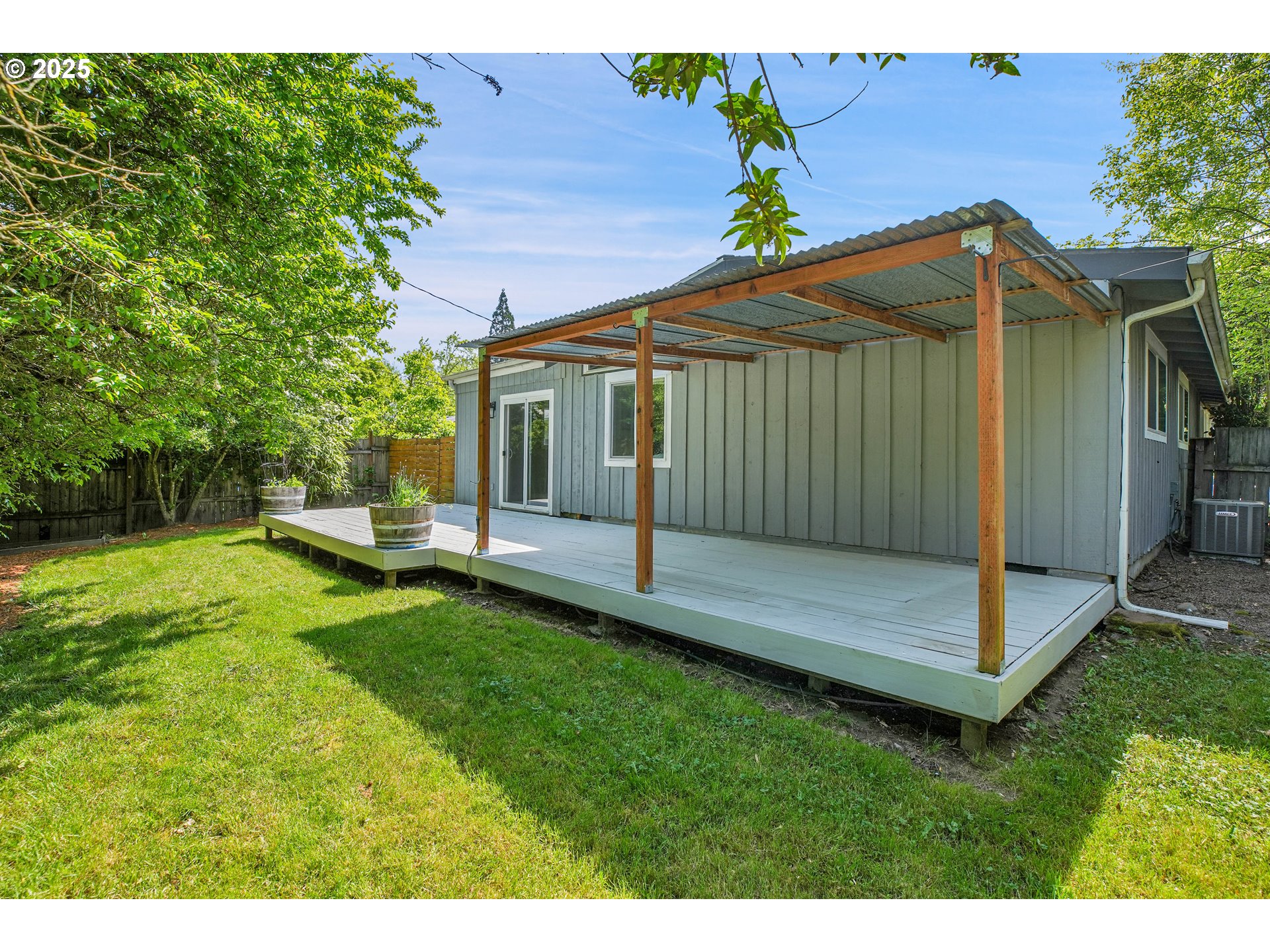 11525 Southwest 14th Street Beaverton, OR 97005 - Photo 30 of 40 Deck