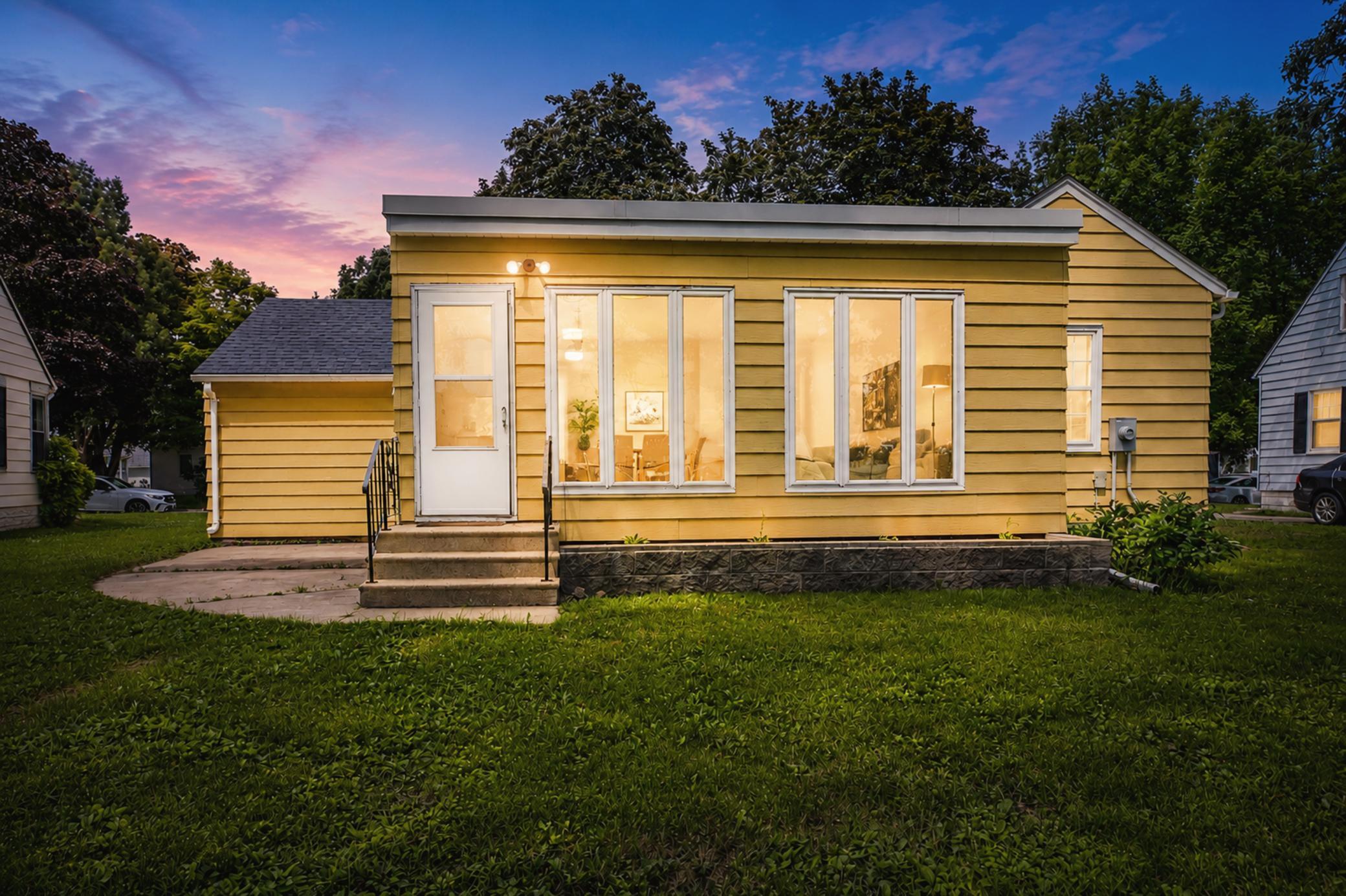 1407 4th Avenue Southwest Austin, MN 55912 - Photo 8 of 44