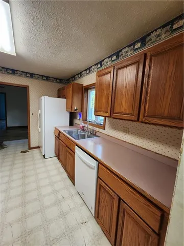 $137,000 | 423 North 11th Street, Sabetha, KS 66534