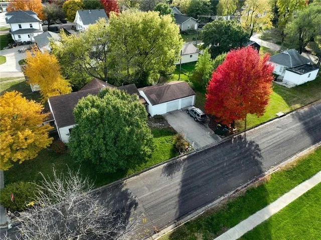 $137,000 | 423 North 11th Street, Sabetha, KS 66534