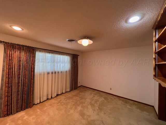 715 Gibner Drive Spearman, TX 79081 - Photo 14 of 32 15