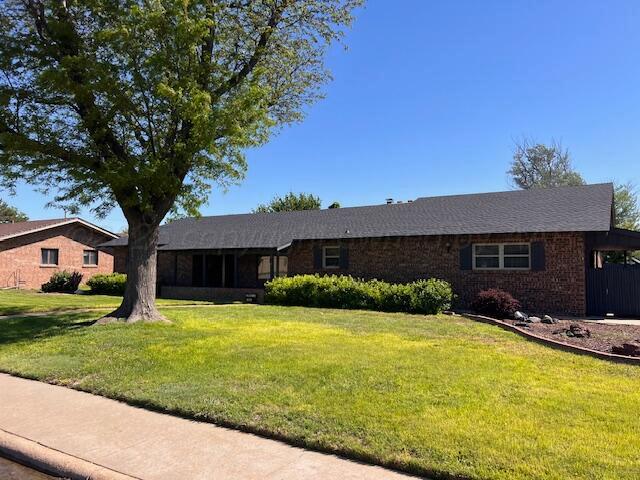 715 Gibner Drive Spearman, TX 79081 - Photo 3 of 32 1