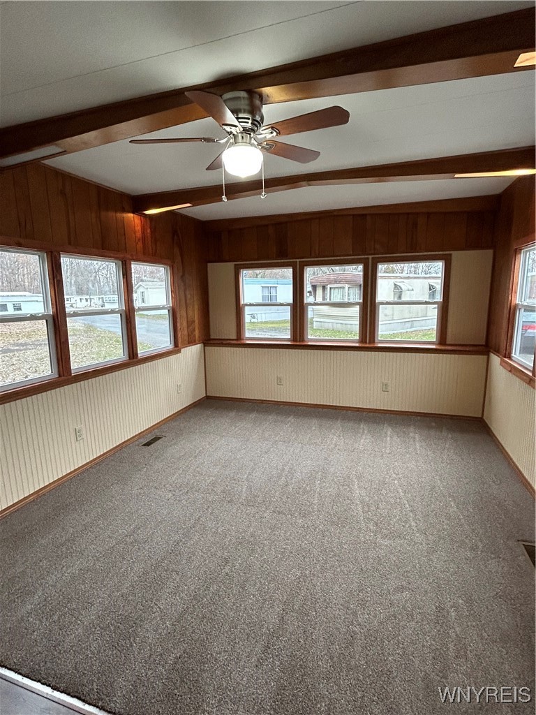65 Andrus Circle Hanover, NY 14136 - Photo 3 of 15 Living Room