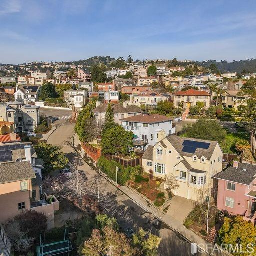 278 Cross Road Oakland, CA 94618 - Photo 29 of 33 Gallery Image 29