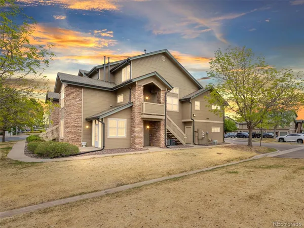 $349,000 | 2858 West Centennial Drive, Unit F, Littleton, CO 80123