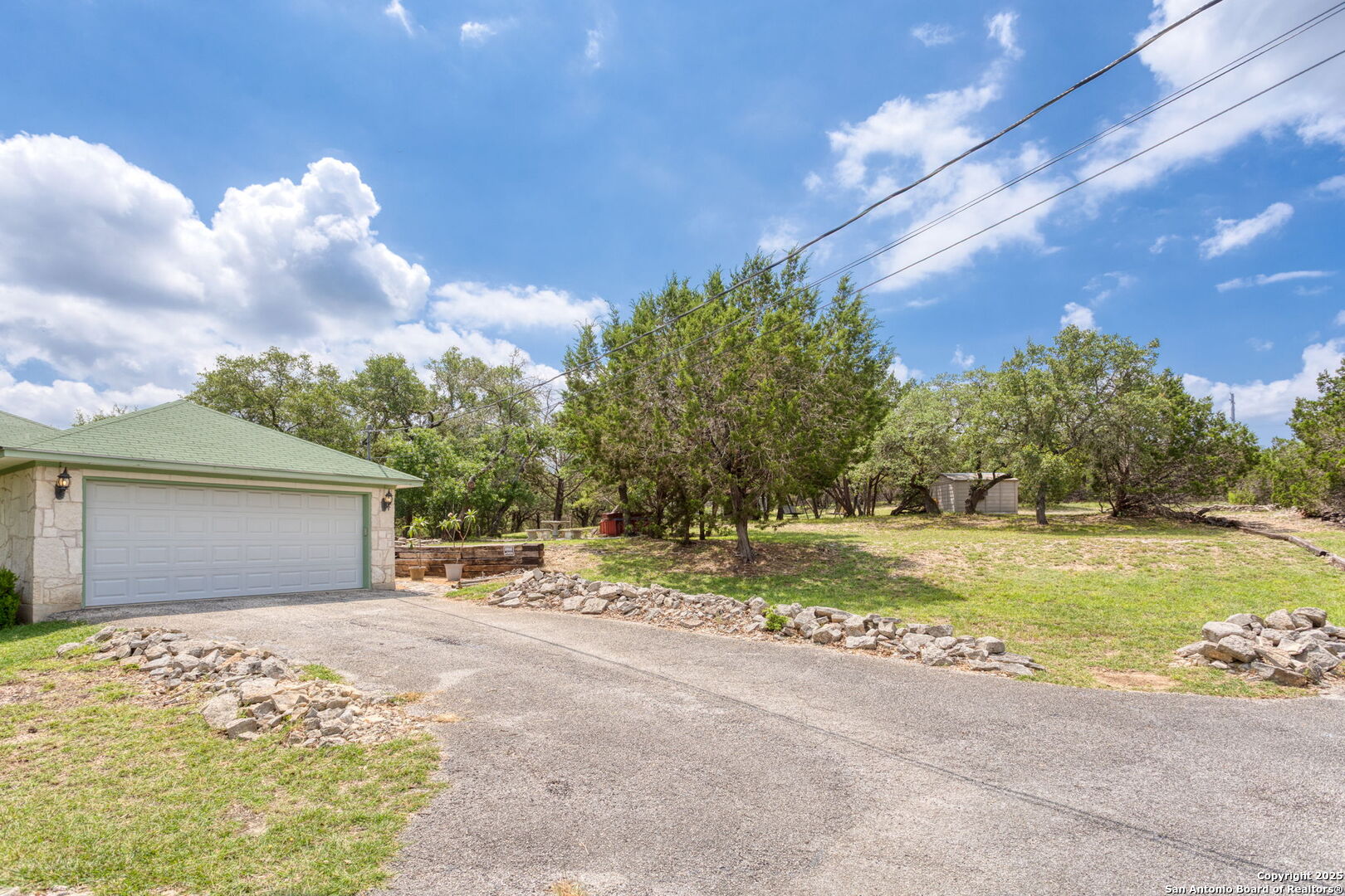 655 Shepherds Bulverde, TX 78163 - Photo 7 of 40