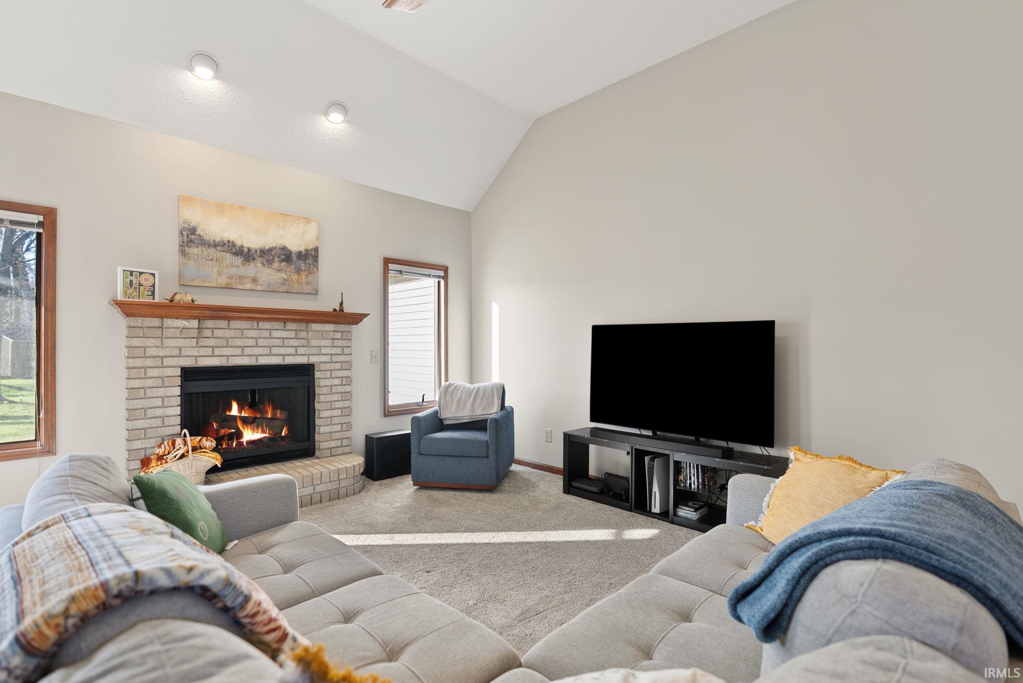 9518 Mill Ridge Run Fort Wayne, IN 46835 - Photo 4 of 20