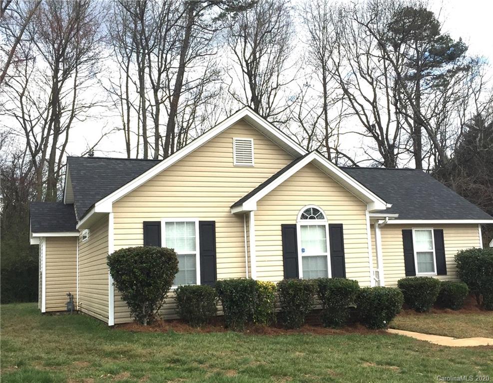 5437 Realtree Lane Charlotte, NC 28214 - Photo 2 of 18