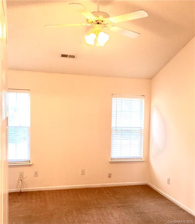 5437 Realtree Lane Charlotte, NC 28214 - Photo 13 of 18