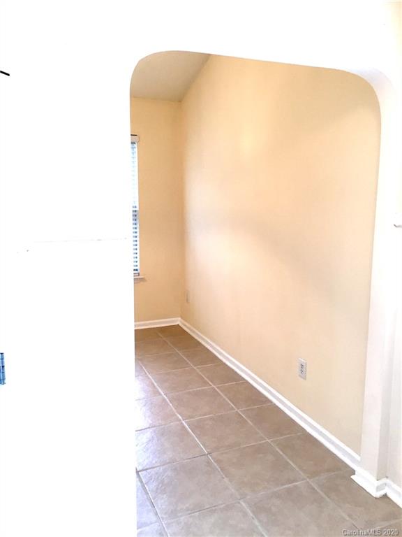 5437 Realtree Lane Charlotte, NC 28214 - Photo 6 of 18