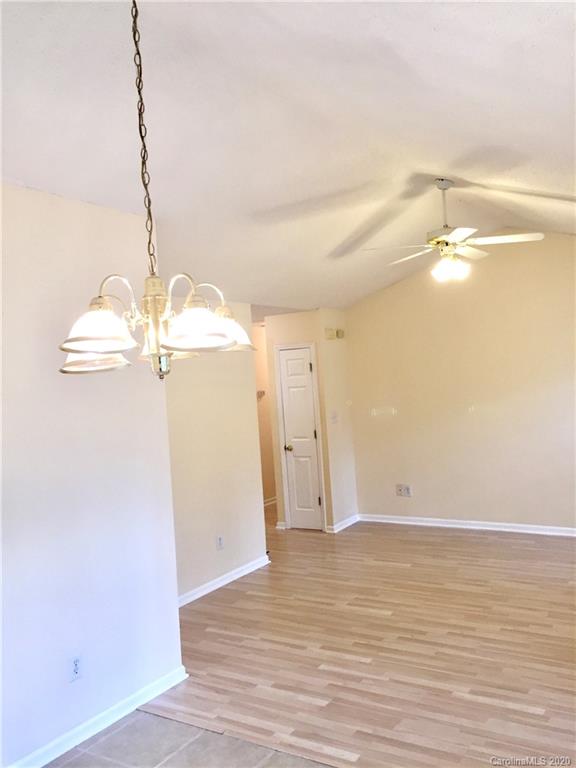 5437 Realtree Lane Charlotte, NC 28214 - Photo 10 of 18