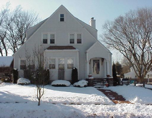 92 Woodmere Road Stamford, CT 06905 - Photo 1 of 1 Gallery Image 1