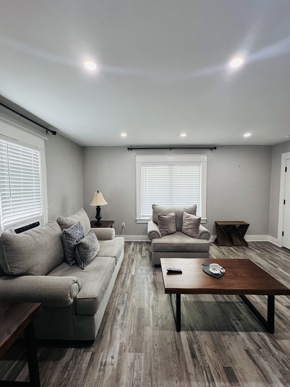 318-320 Goodwin Street Springfield, MA 01151 - Photo 5 of 42 Gallery Image 5
