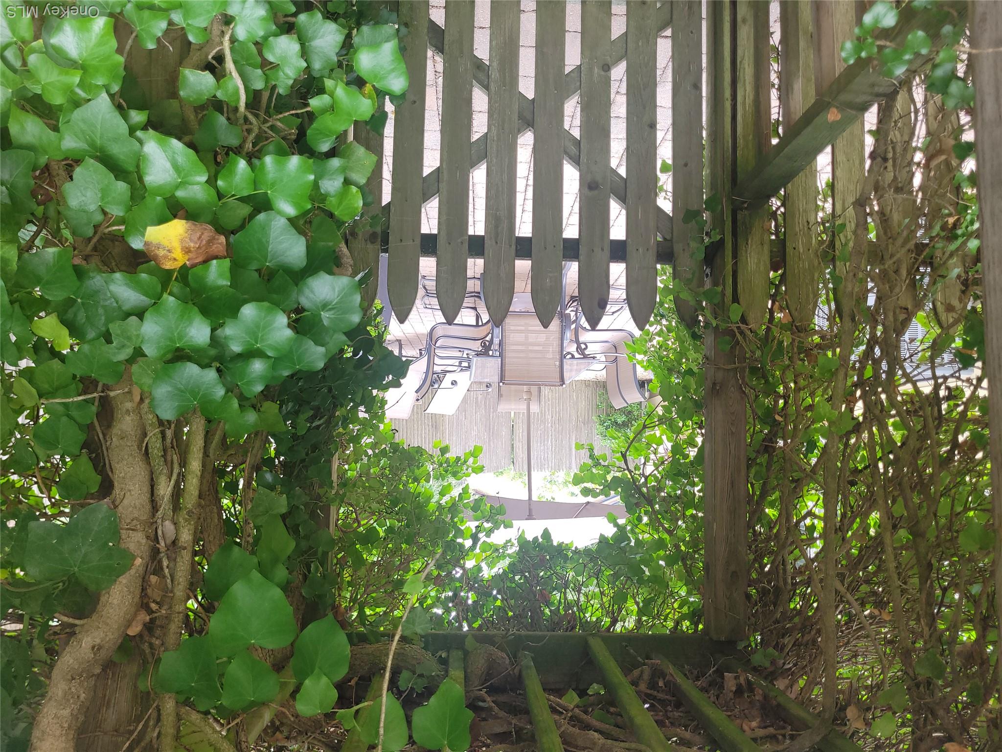 10 Graham Road Hampton Bays, NY 11946 - Photo 6 of 30