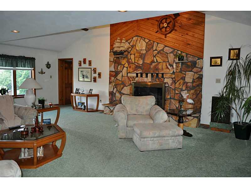 445 Parker Road Sarver, PA 16055 - Photo 4 of 20 Great Room.