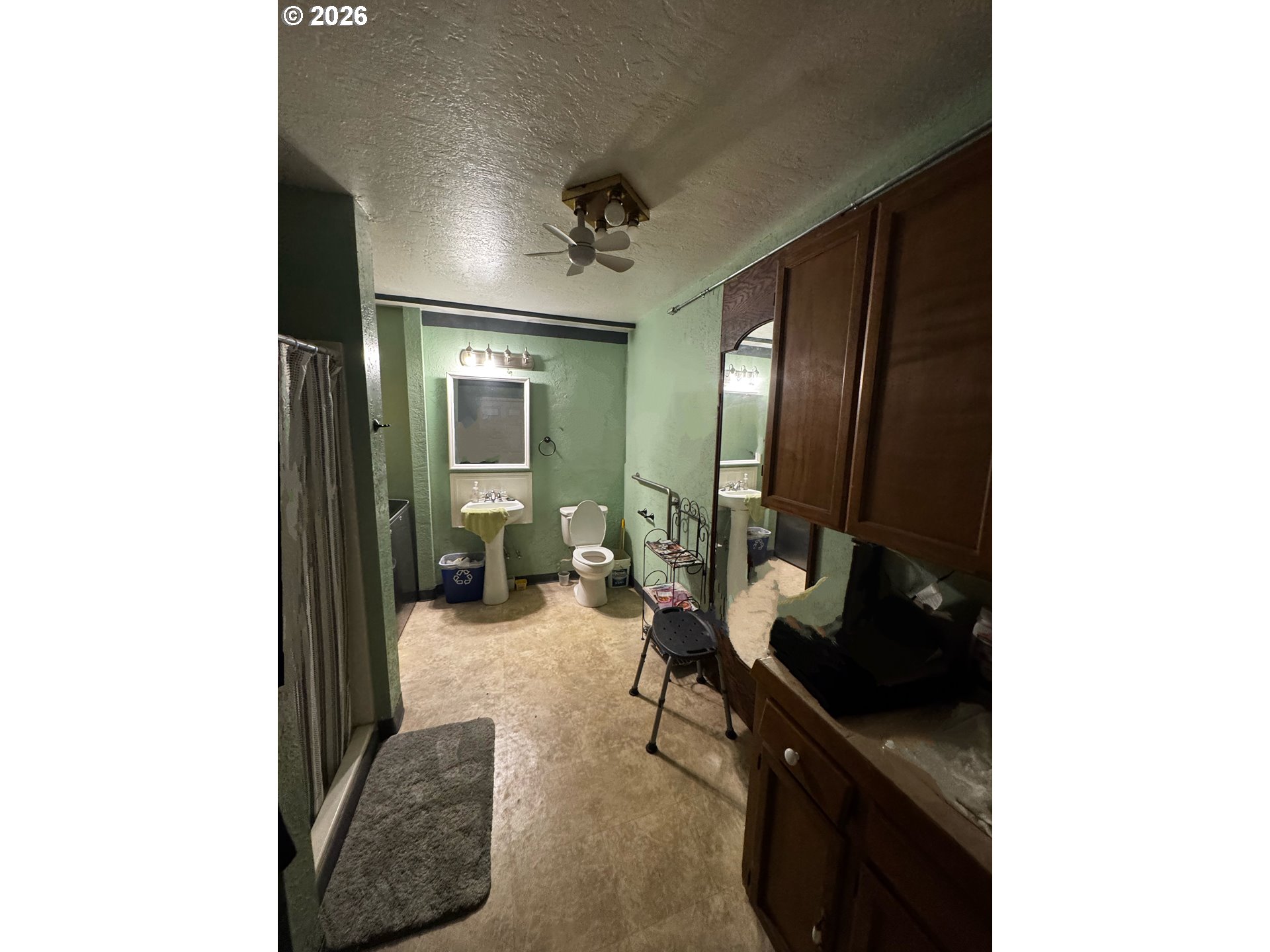 132 East Main Street Sheridan, OR 97378 - Photo 5 of 21 Duplex