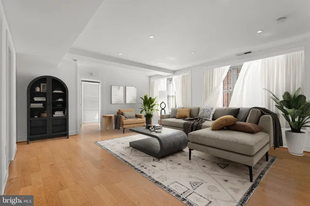 $625,000 | 2630 Adams Mill Road Northwest, Unit T06, Washington, DC 20009