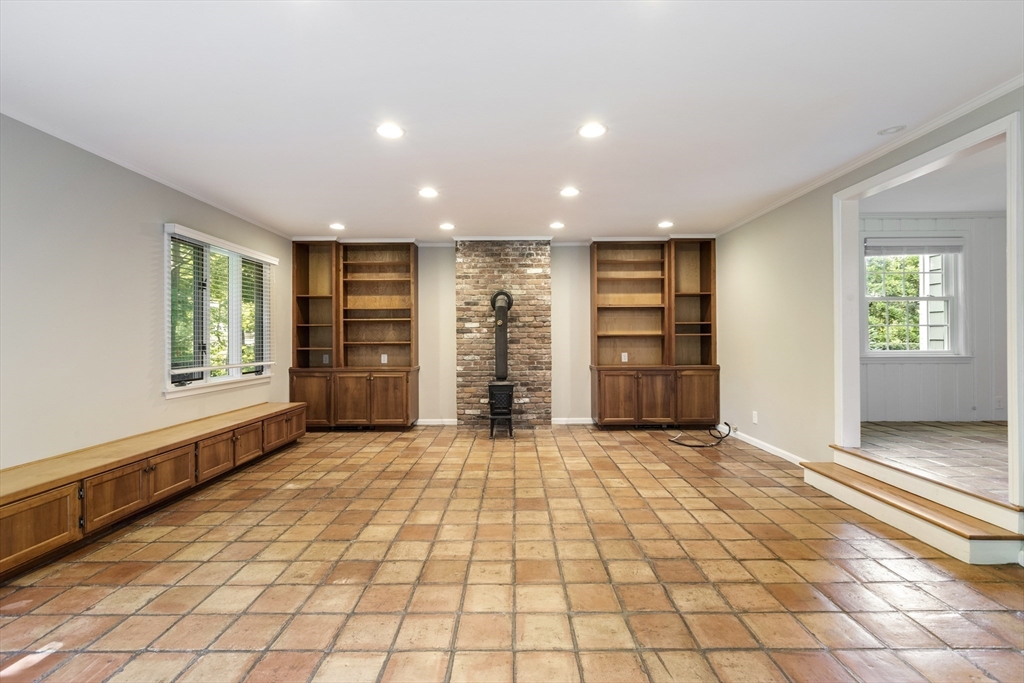 216 Claybrook Road Dover, MA 02030 - Photo 9 of 21