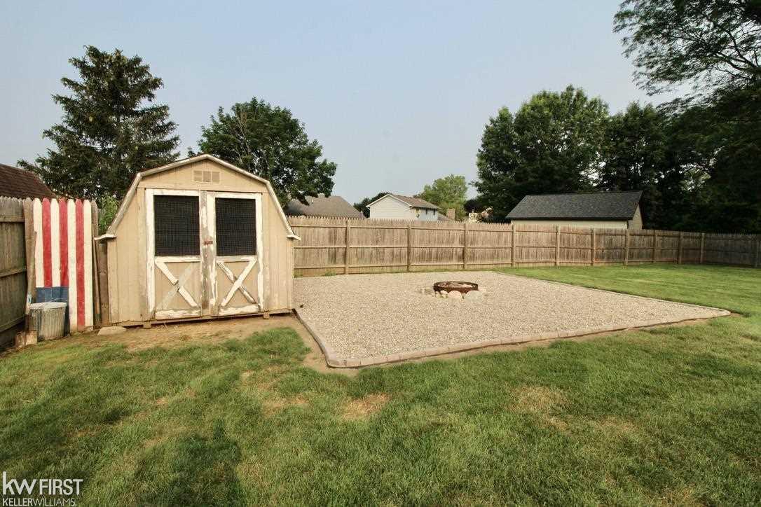 4107 North Gale Road Davison, MI 48423 - Photo 25 of 26 50048800-25.JPG