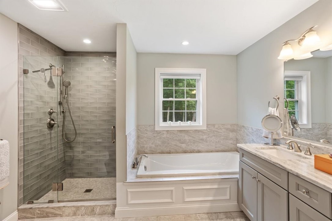 42 Lantern Road Lincoln, RI 02865 - Photo 37 of 50 Gallery Image 37