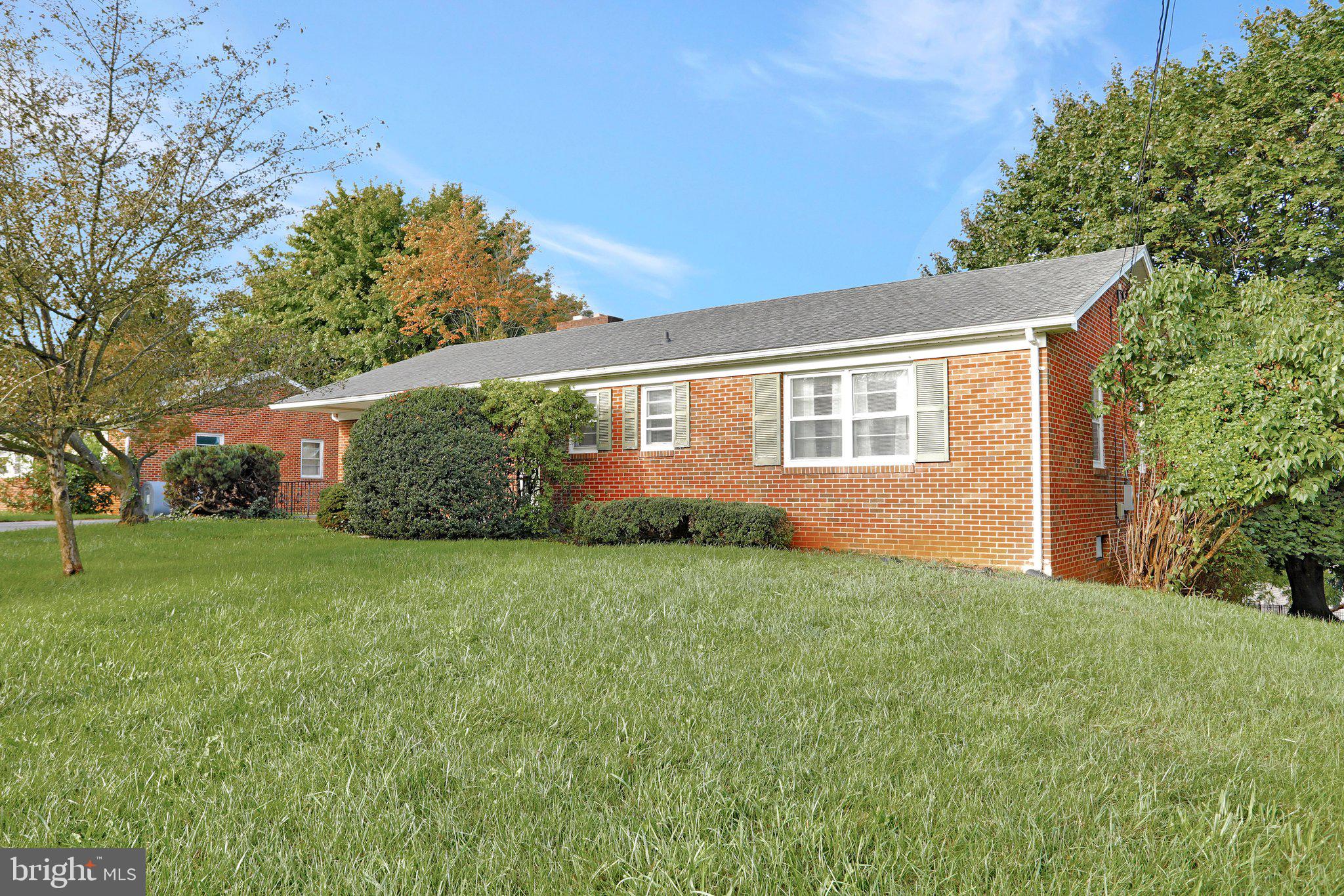 107 Accomac Road Front Royal, VA 22630 - Photo 1 of 50 Gallery Image 1
