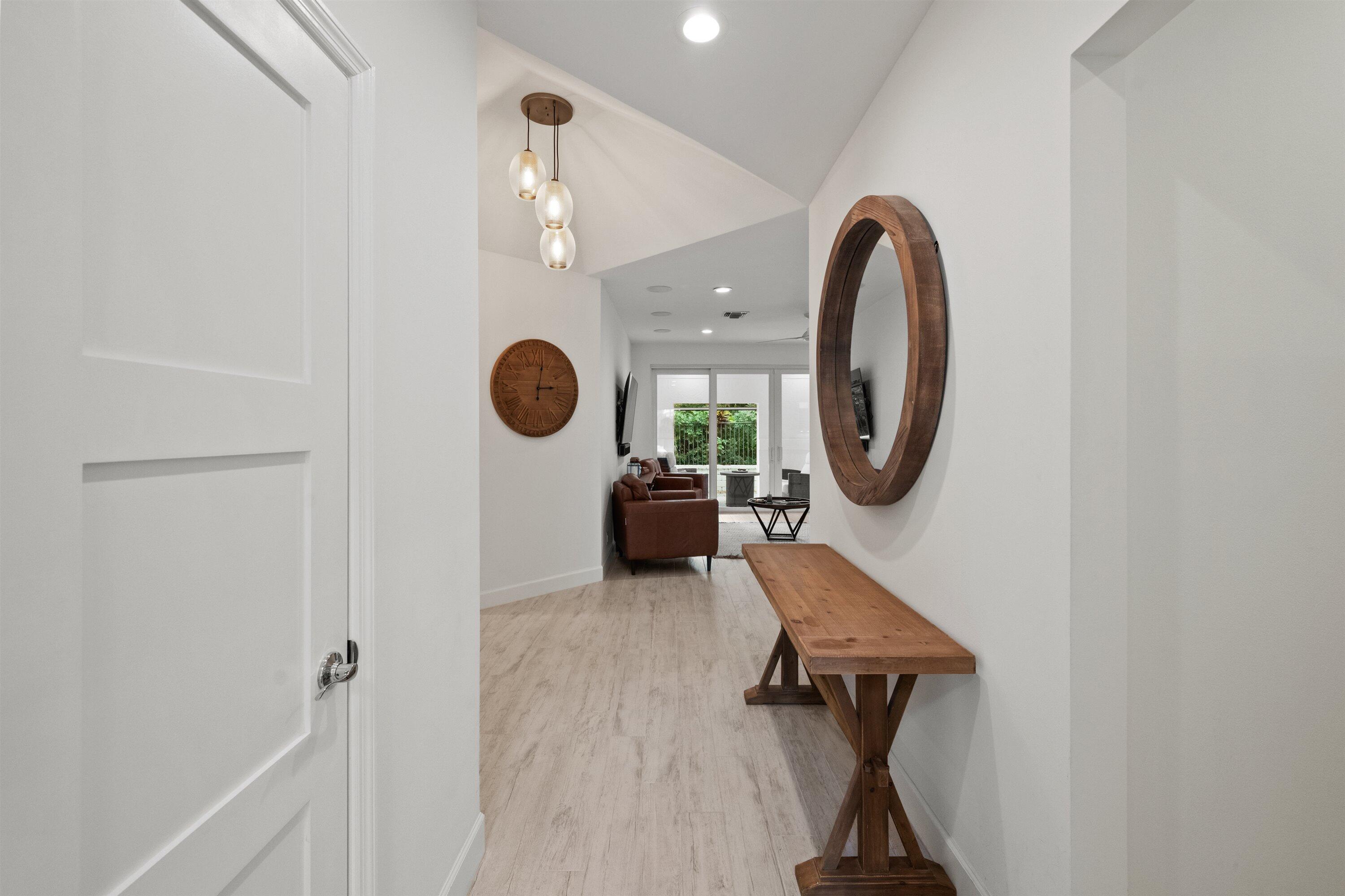 106 Toteka Circle Jupiter, FL 33458 - Photo 5 of 37 06-DSC_7963