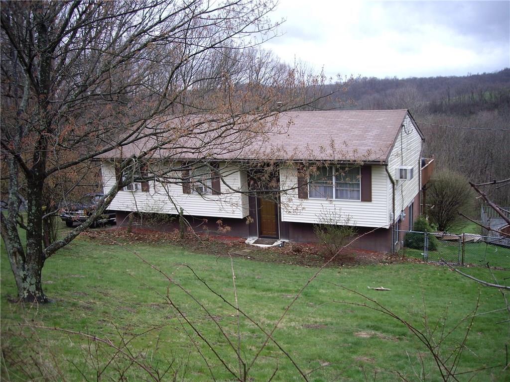 545 Alamae Lakes Road Washington, PA 15301 - Photo 1 of 16