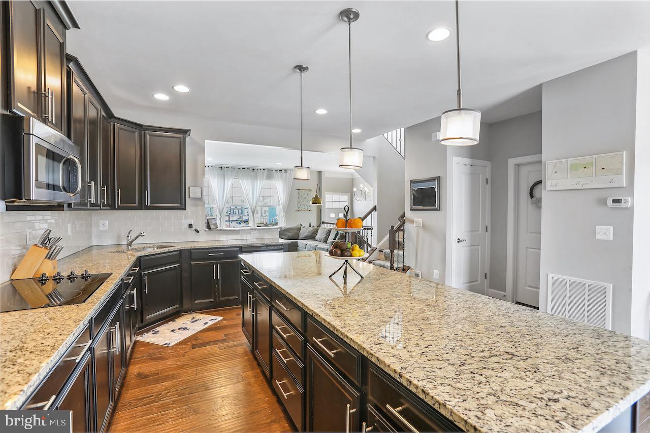 8920 Haversack Hunt Way Manassas, VA 20112 - Photo 5 of 25