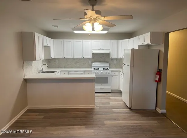 $2,350 | 2428 Bridge Avenue, Unit 205, Point Pleasant, NJ 08742