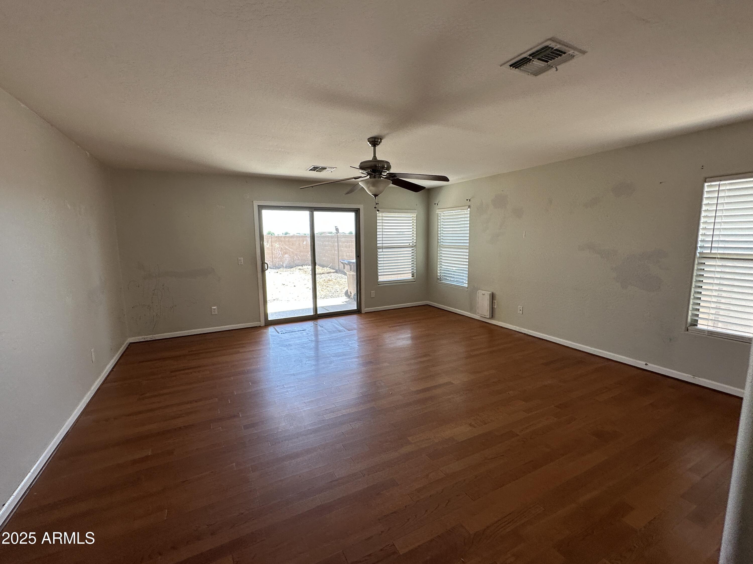125 South Carter Ranch Road Coolidge, AZ 85128 - Photo 5 of 14 Family Room