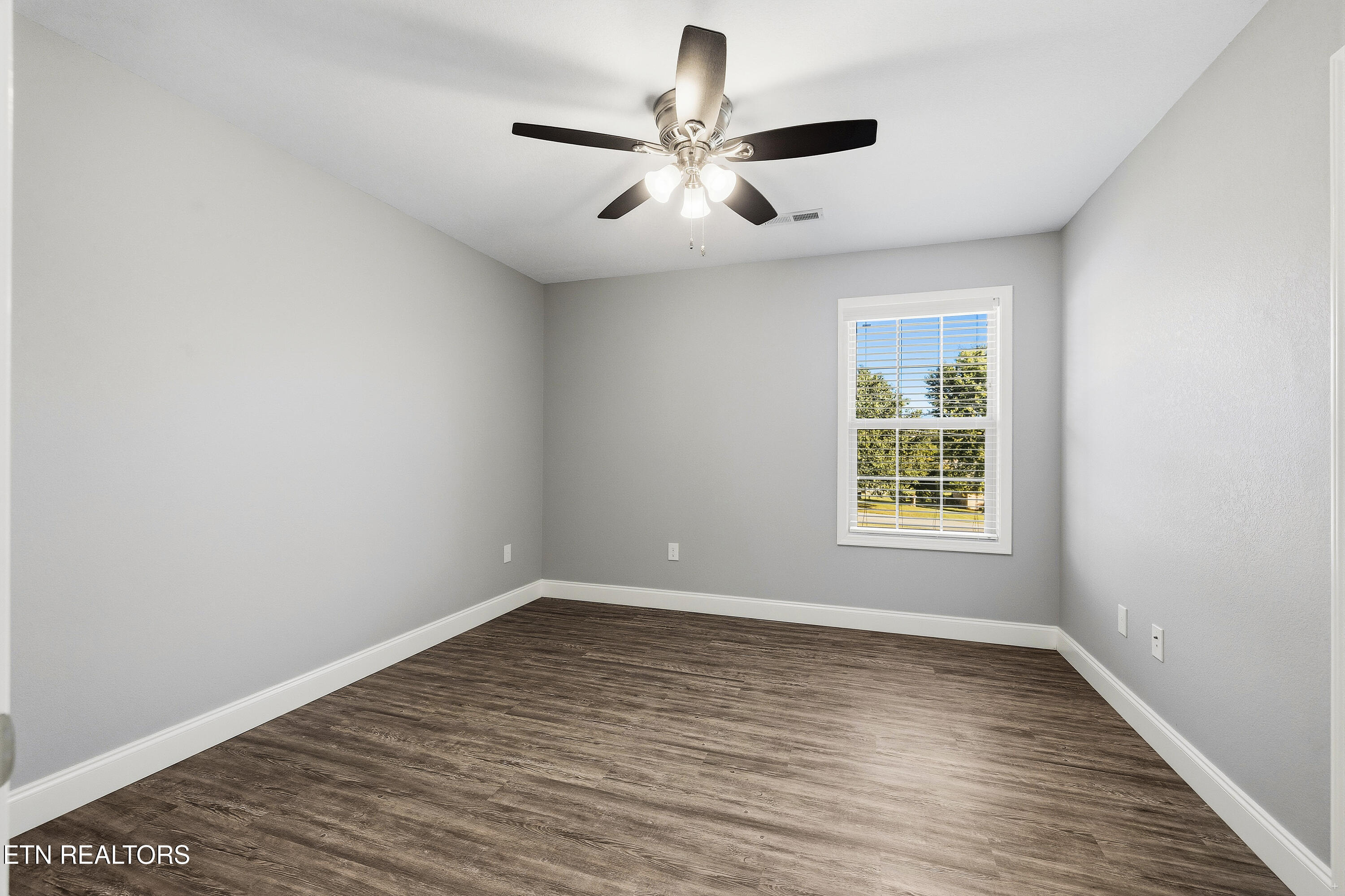 319 Ayers Road Kodak, TN 37764 - Photo 24 of 27 Positive Perceptions-21