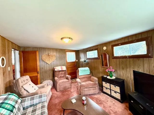 $149,500 | 307 South Winnebago Street, Caledonia, MN 55921