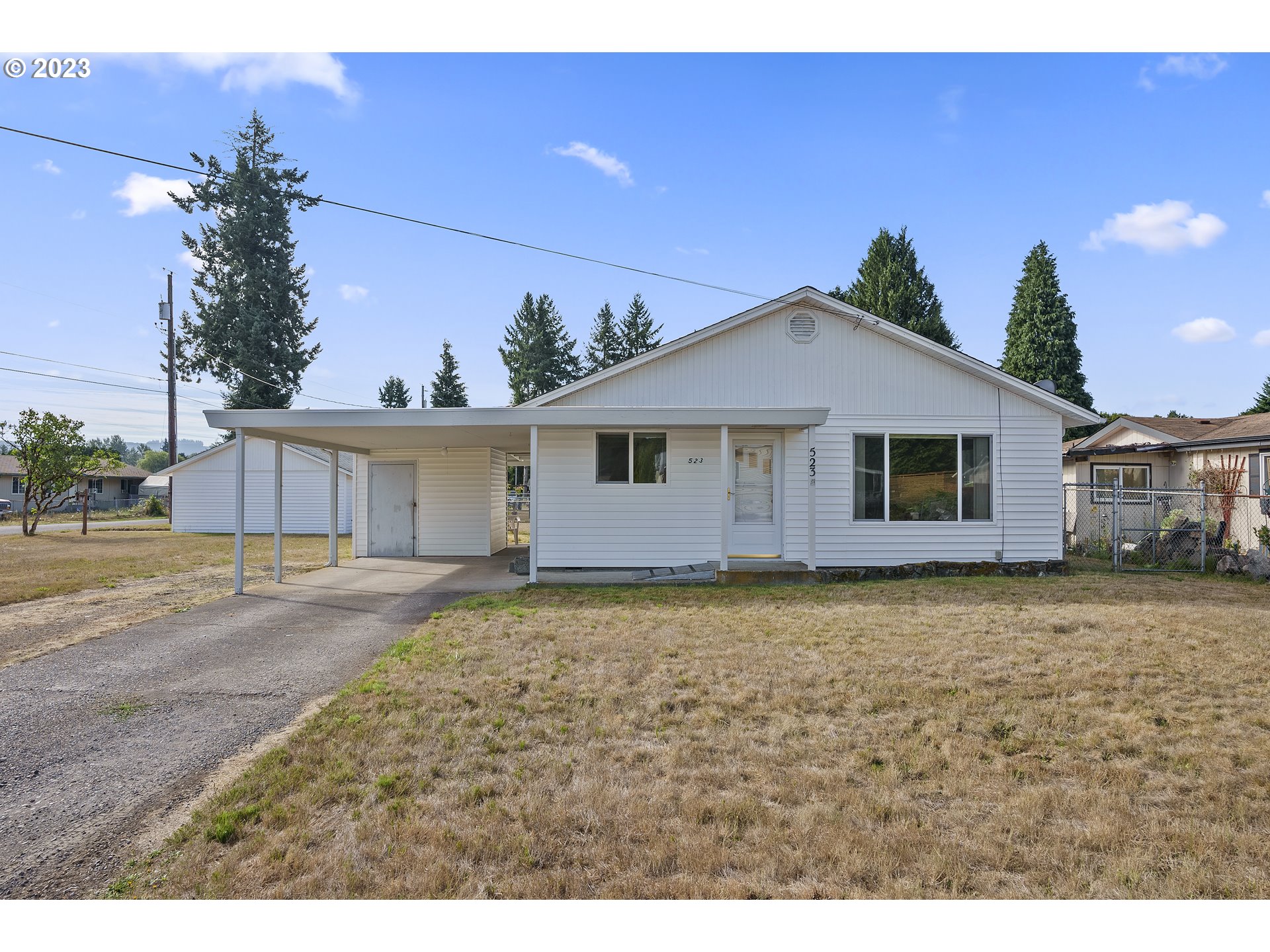 523 Warren Street Southwest Castle Rock, WA 98611 - Photo 1 of 44