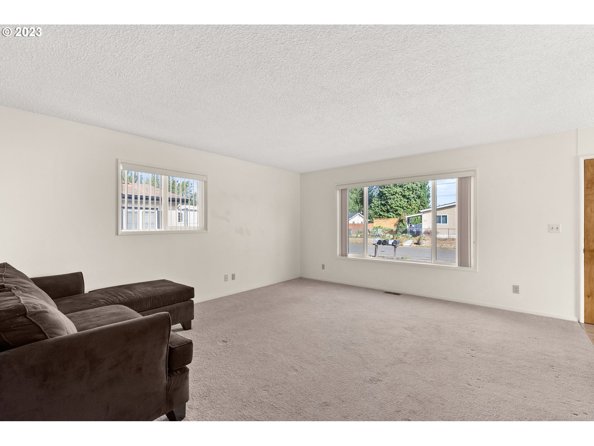 523 Warren Street Southwest Castle Rock, WA 98611 - Photo 5 of 44