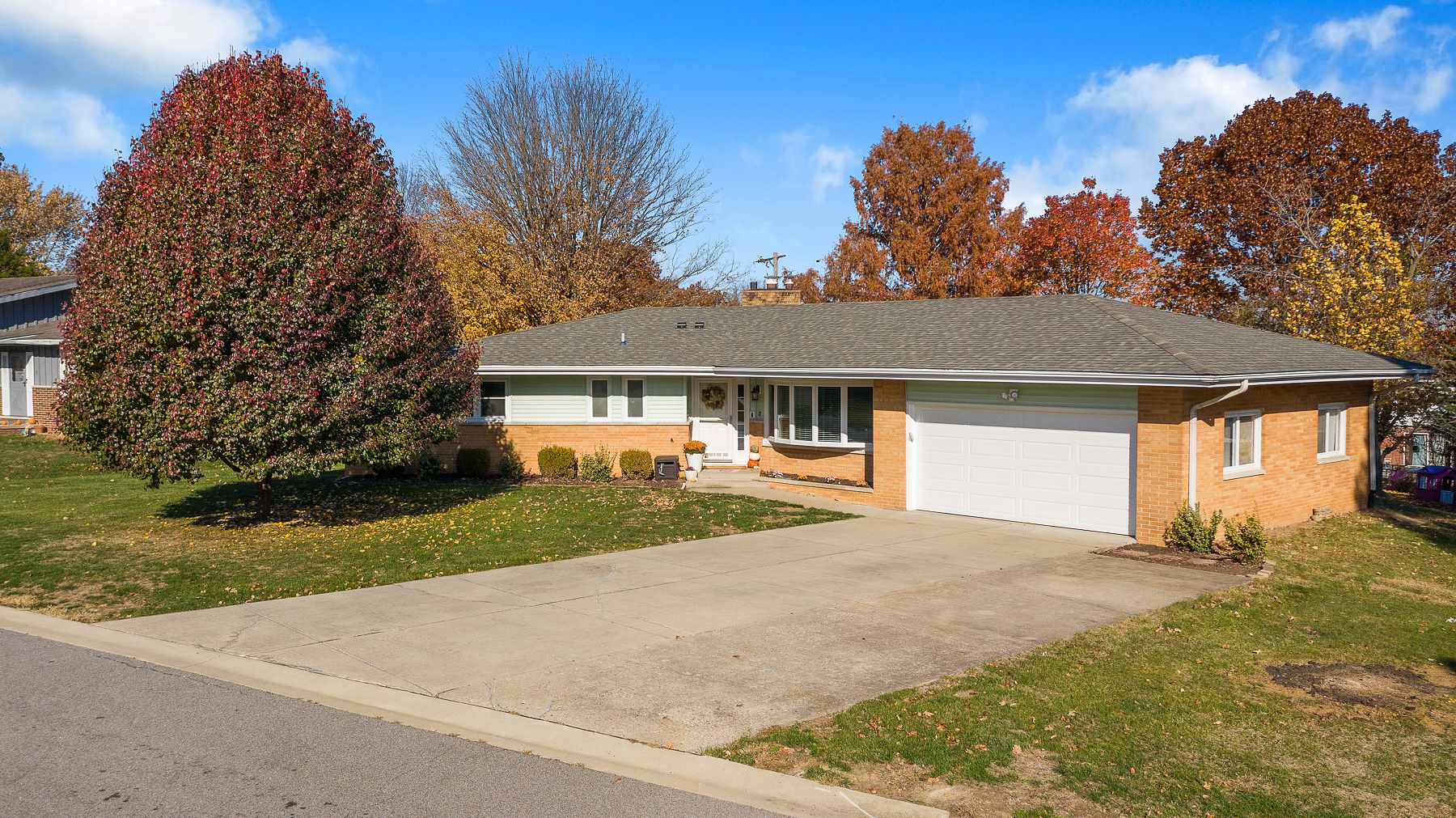 12 Greencastle Circle Springfield, IL 62712 - Photo 2 of 38 Gallery Image 2