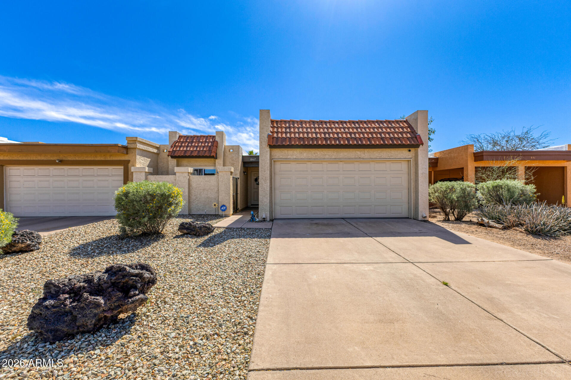 847 West Rice Drive Tempe, AZ 85283 - Photo 2 of 40 a view of entryway