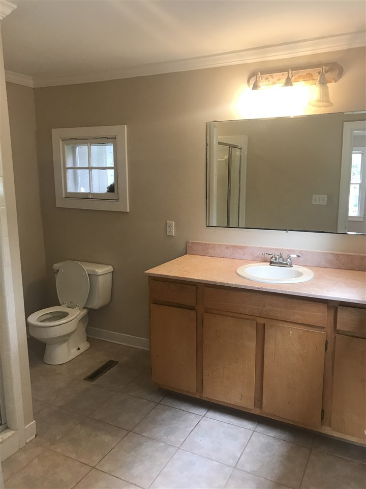 106 Turner Street Raleigh, NC 27607 - Photo 9 of 13 Photo 10