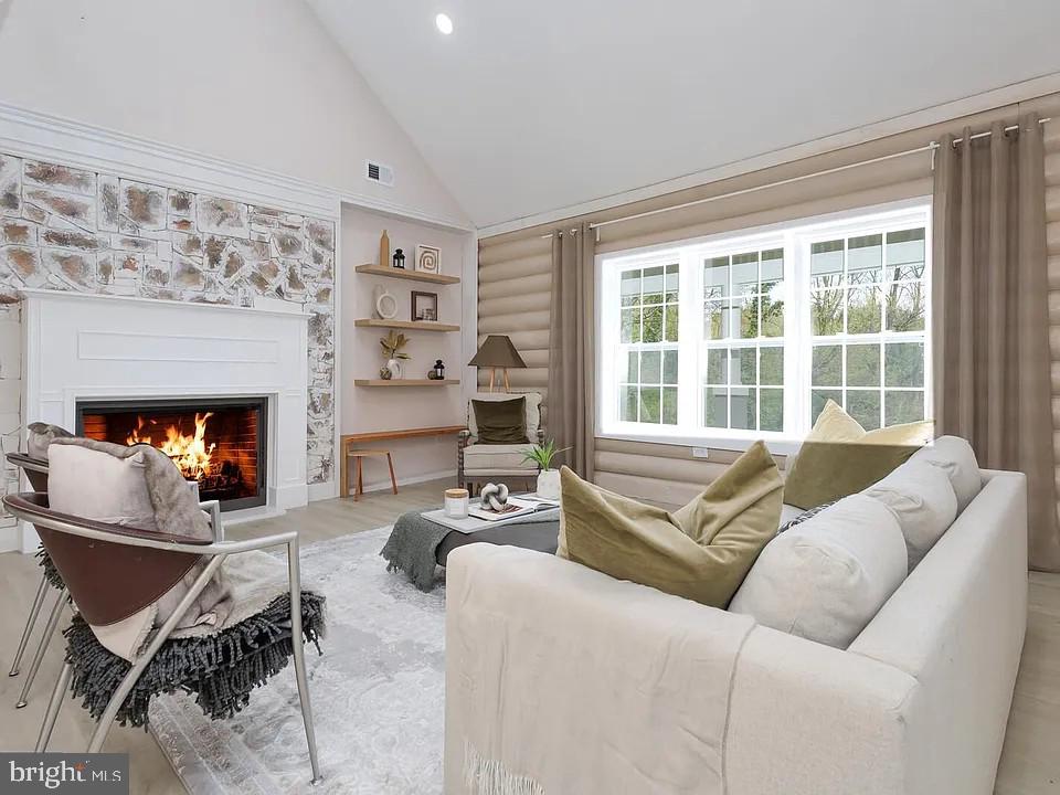 23311 Woodfield Road Gaithersburg, MD 20882 - Photo 2 of 14