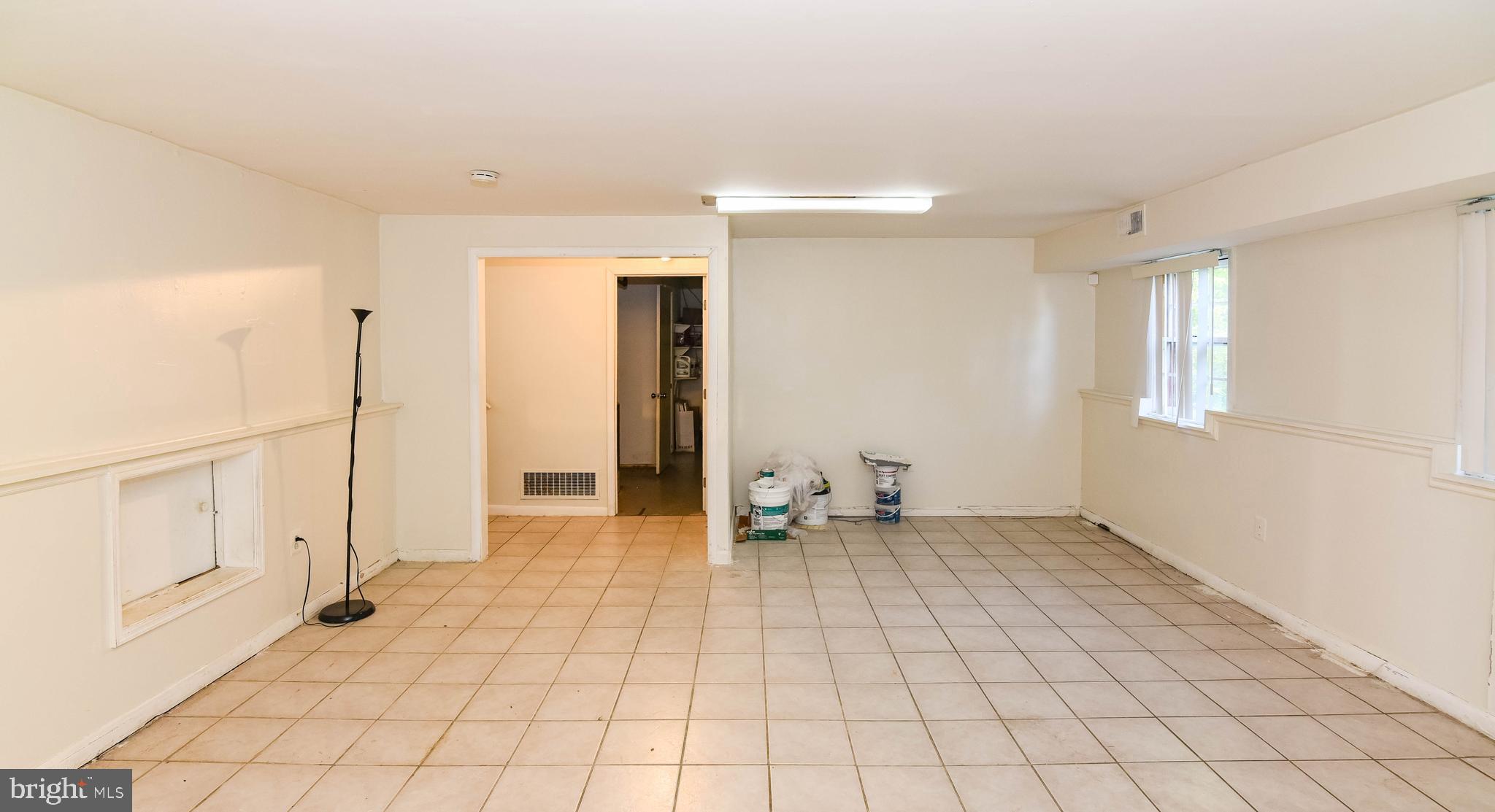 4510 Old Court Road Baltimore, MD 21208 - Photo 28 of 49