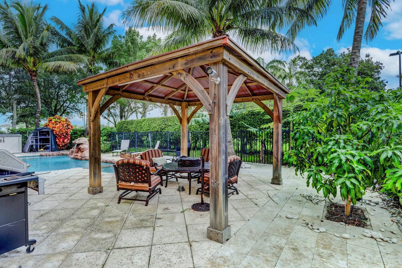 748 Cresta Circle West Palm Beach, FL 33413 - Photo 54 of 62 a view of outdoor space yard and porch